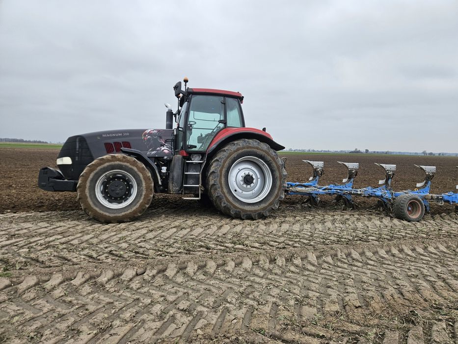 case MAGNUM 310 340