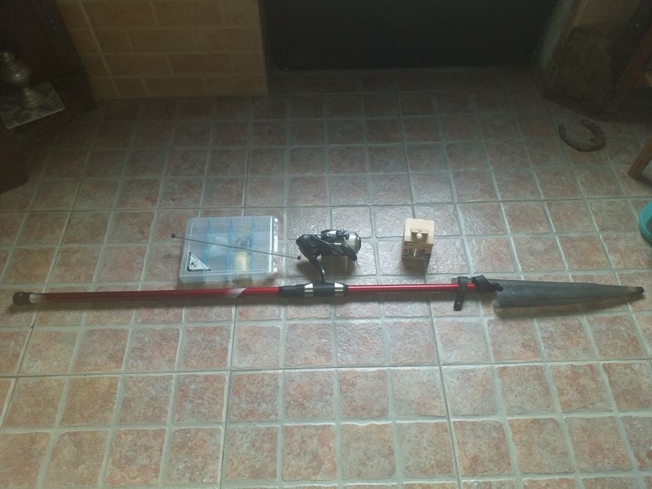Cana de pesca e conjunto
