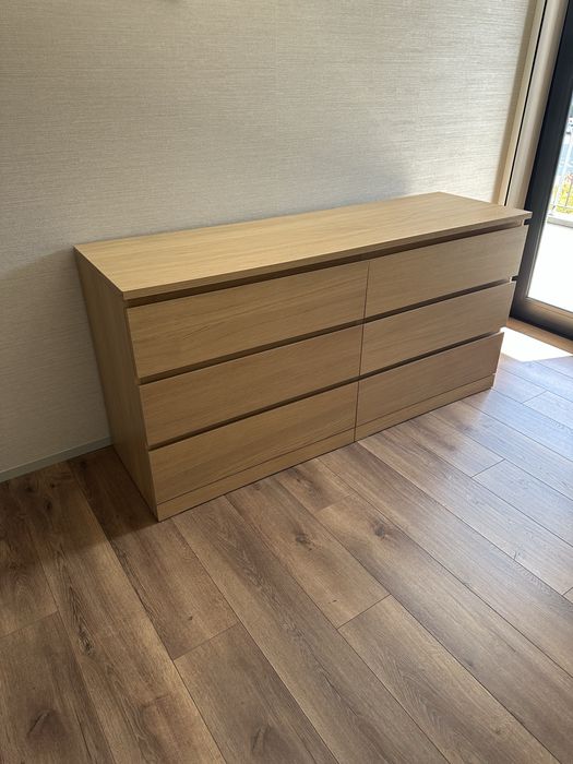 Comoda Malm - como nova (disponivel início de novembro)