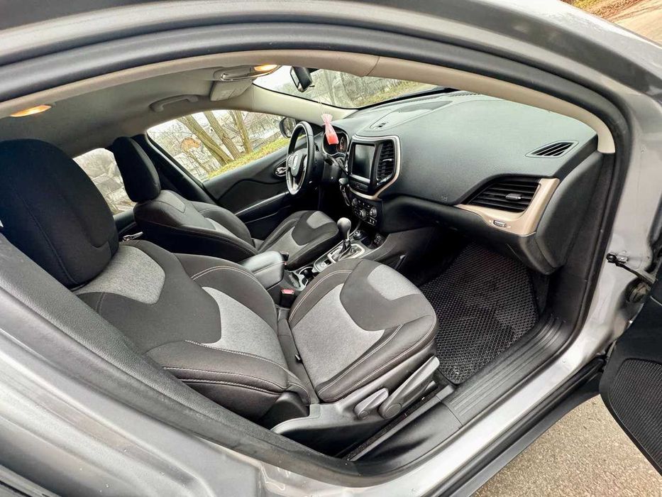 Jeep Cherokee 3.2 AT (272 к.с.) 4WD 2014р.