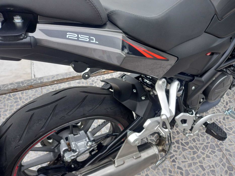 Benelli TRK251 de Junho 2025