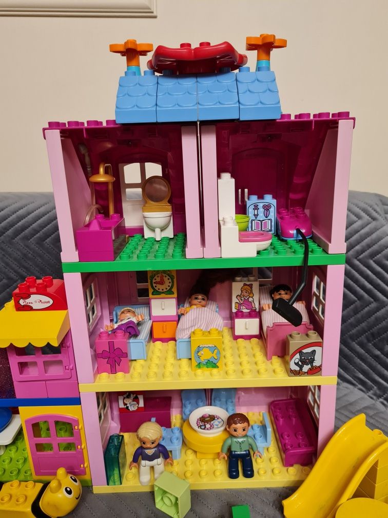 Klocki Lego DUPLO domek z rodziną + wiele innych