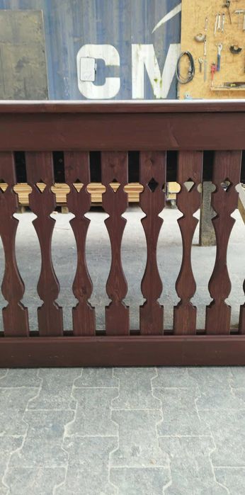 Drewniana renowacja zabytków Balustrady, werandy, elewacje drewniane