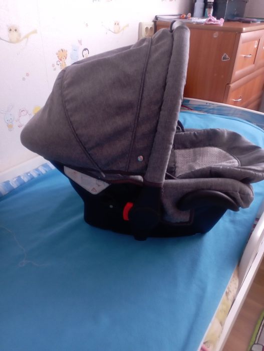 Автокресло автолюлька