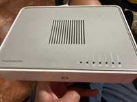 Router TG784 como novo