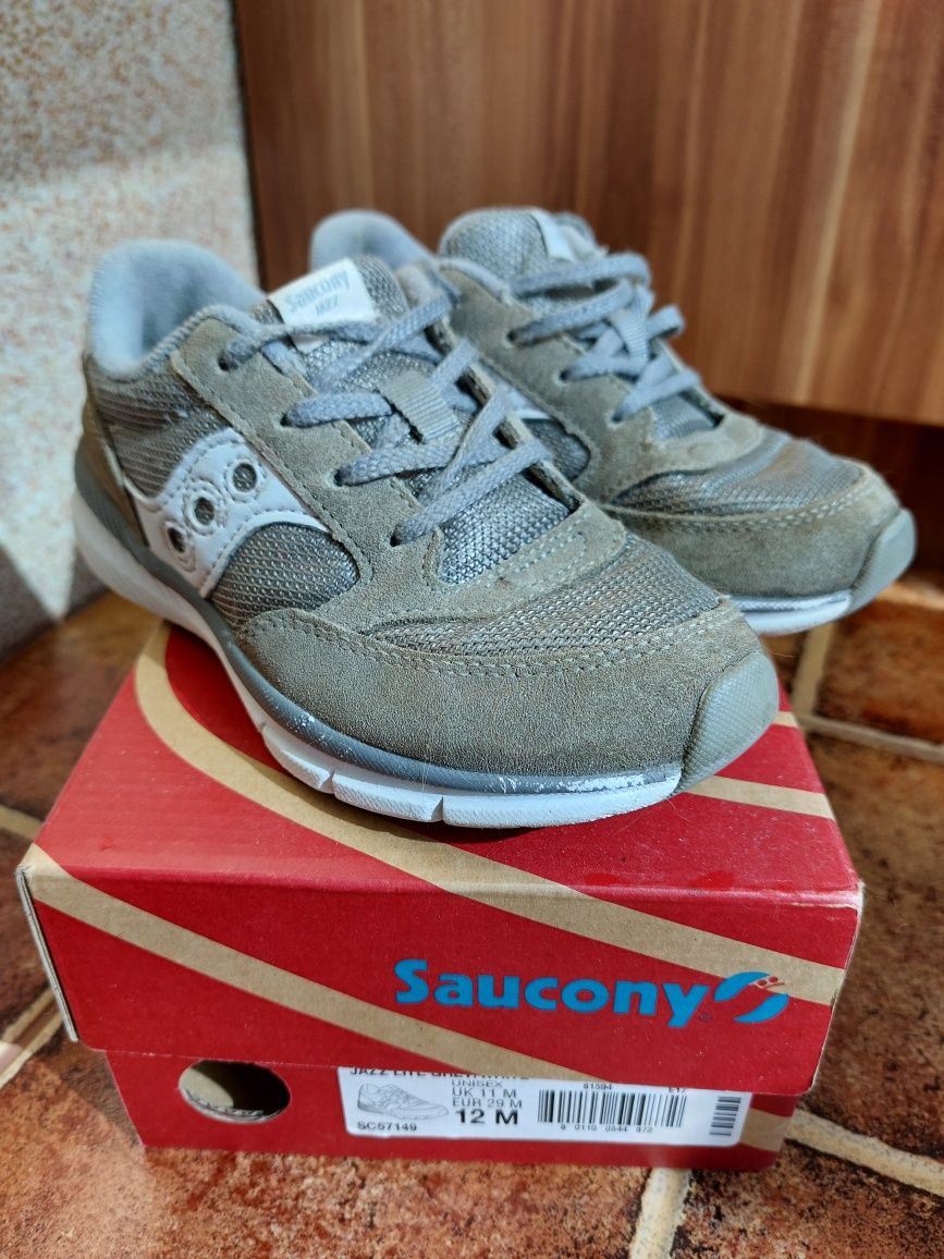 saucony кроссовки кросівки