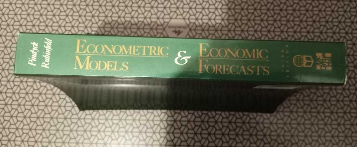 Econometric models and Economic Forecasts, Robert S. Pindyck
