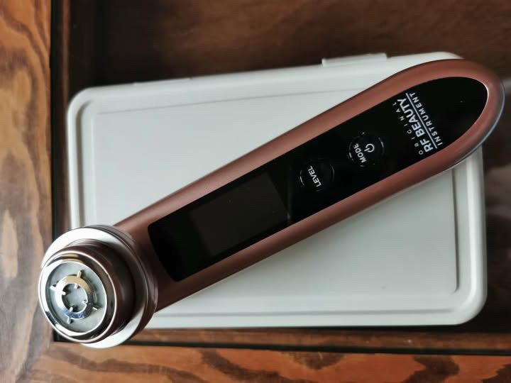Masażer ultradzwiekowy RF Beauty Instrument 6 w 1