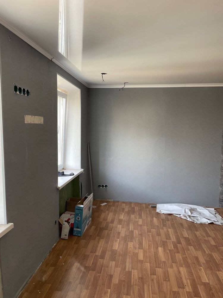 Продам 1к.квартиру Новомосковск, Центр.