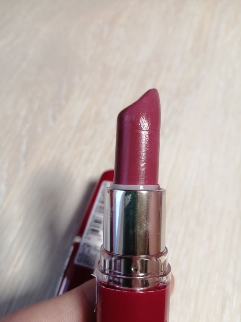 2 шт!! Помада Maybelline New York Hydra Extreme 210 2 штуки Сразу