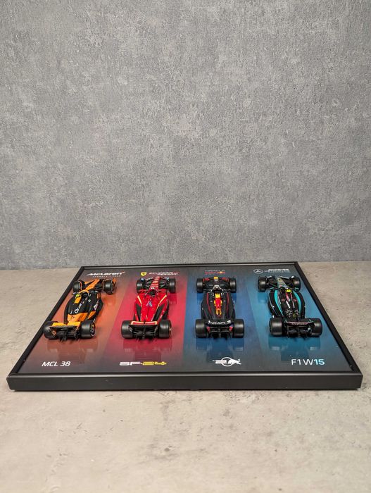 4 Bburago McLaren Ferarri Red Bull Mercedes У Масштабі 1:43 (A4)