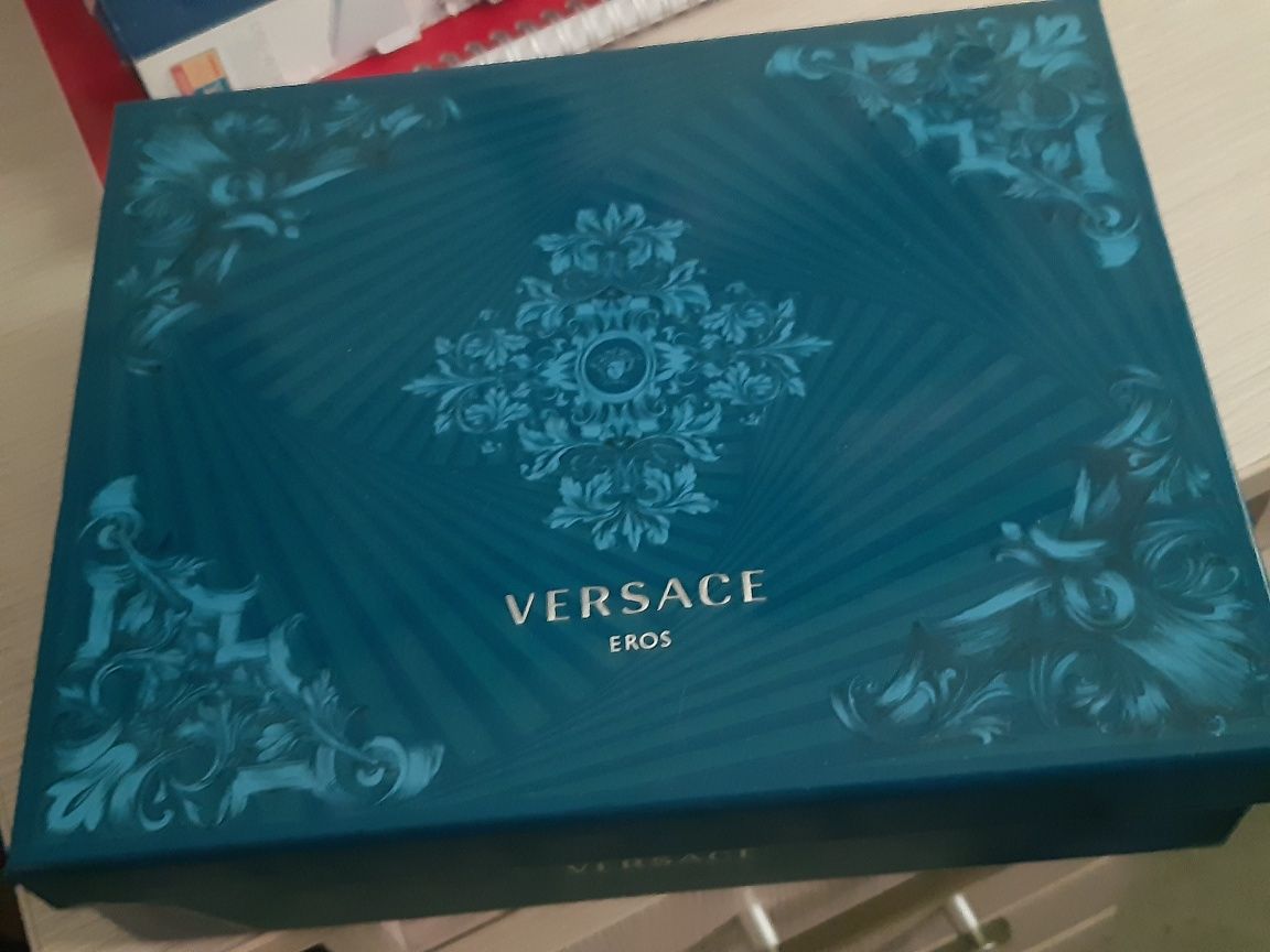 Pudełko prezentowe Versace