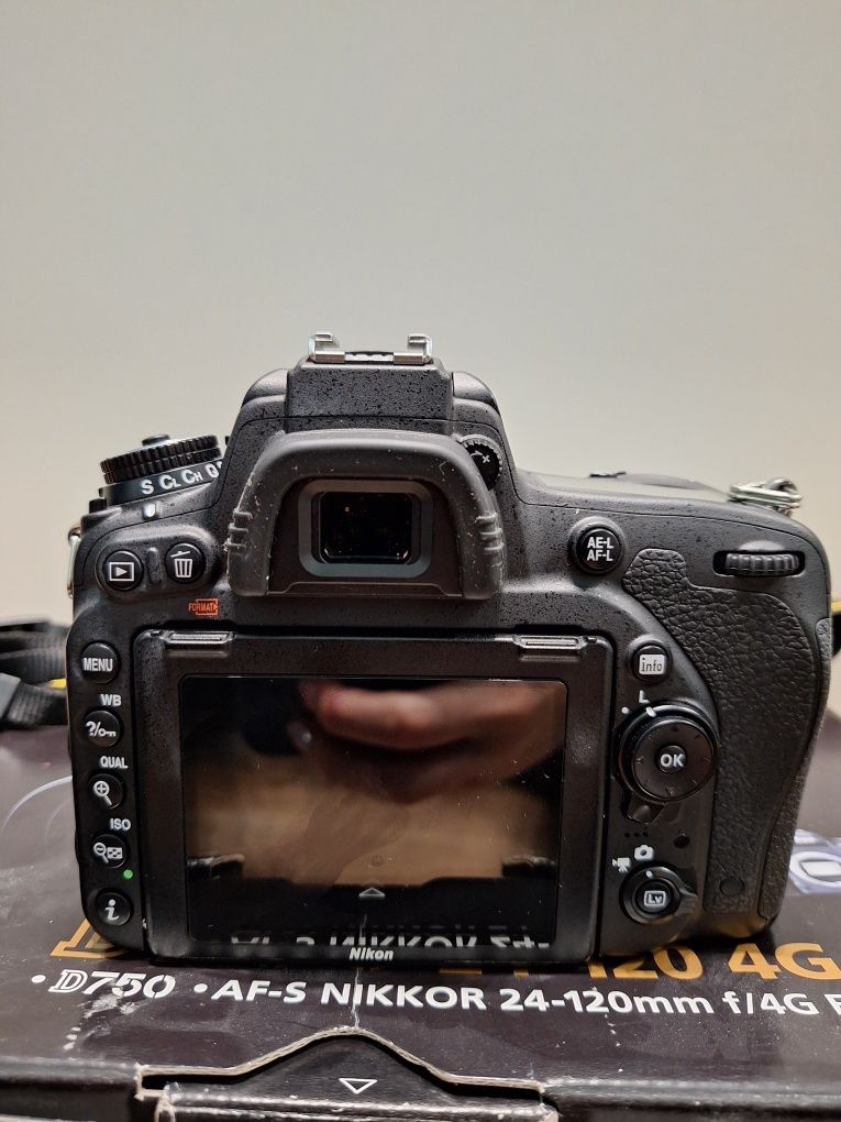 Nikon D750 niski przebieg anglojęzyczny stan idelany