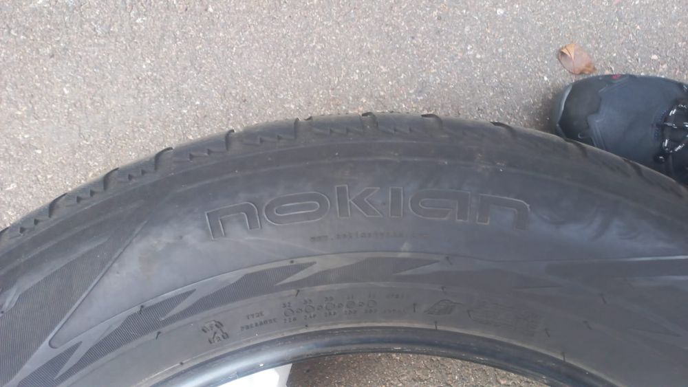 Продам шини Nokia Hakkapelitta R2 SUV