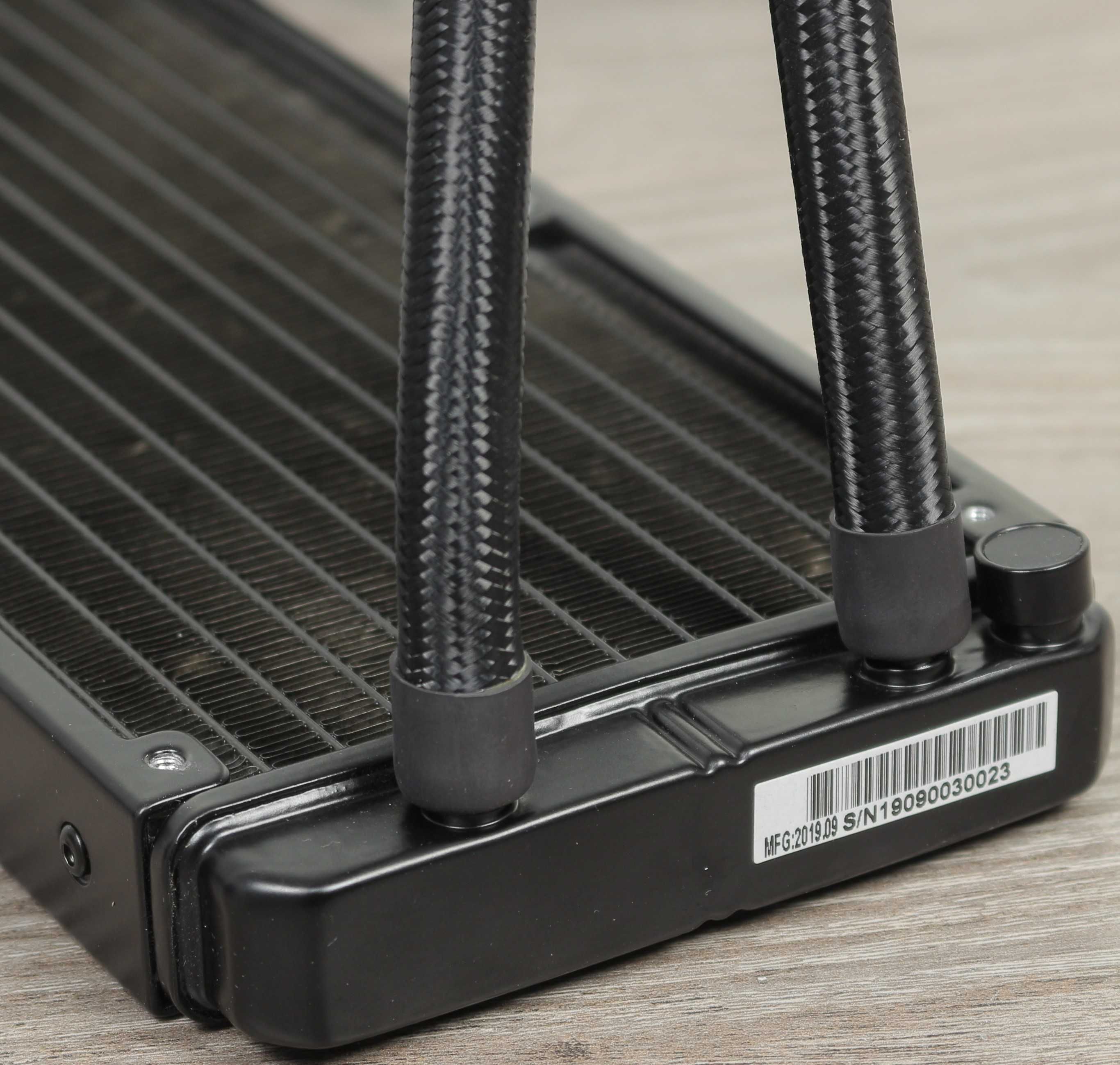 Продам систему водяного охлаждения Enermax LIQMAX III ARGB 360 Новая.