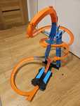 Tor samochodowy Hot Wheels Wieża podniebne kraksy Sky Crash Towe