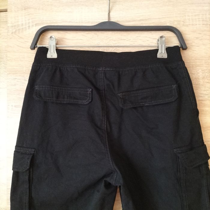 Chłopięce spodnie dresowe z materiału roz 152 H&M