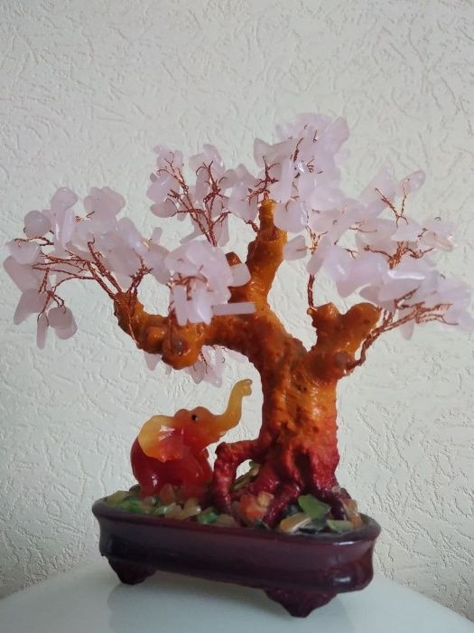 Дерево счастья ,удачи с розовым кварцем - фен-шуй сувенир