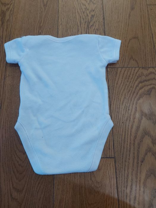 Body dla dziewczynki na 3 miesiące