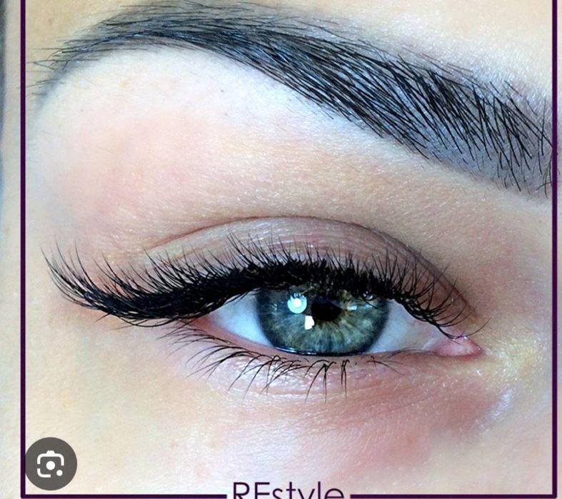 Нарощування вій Левада