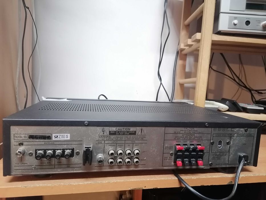 Amplituner Harman Kardon hK395i