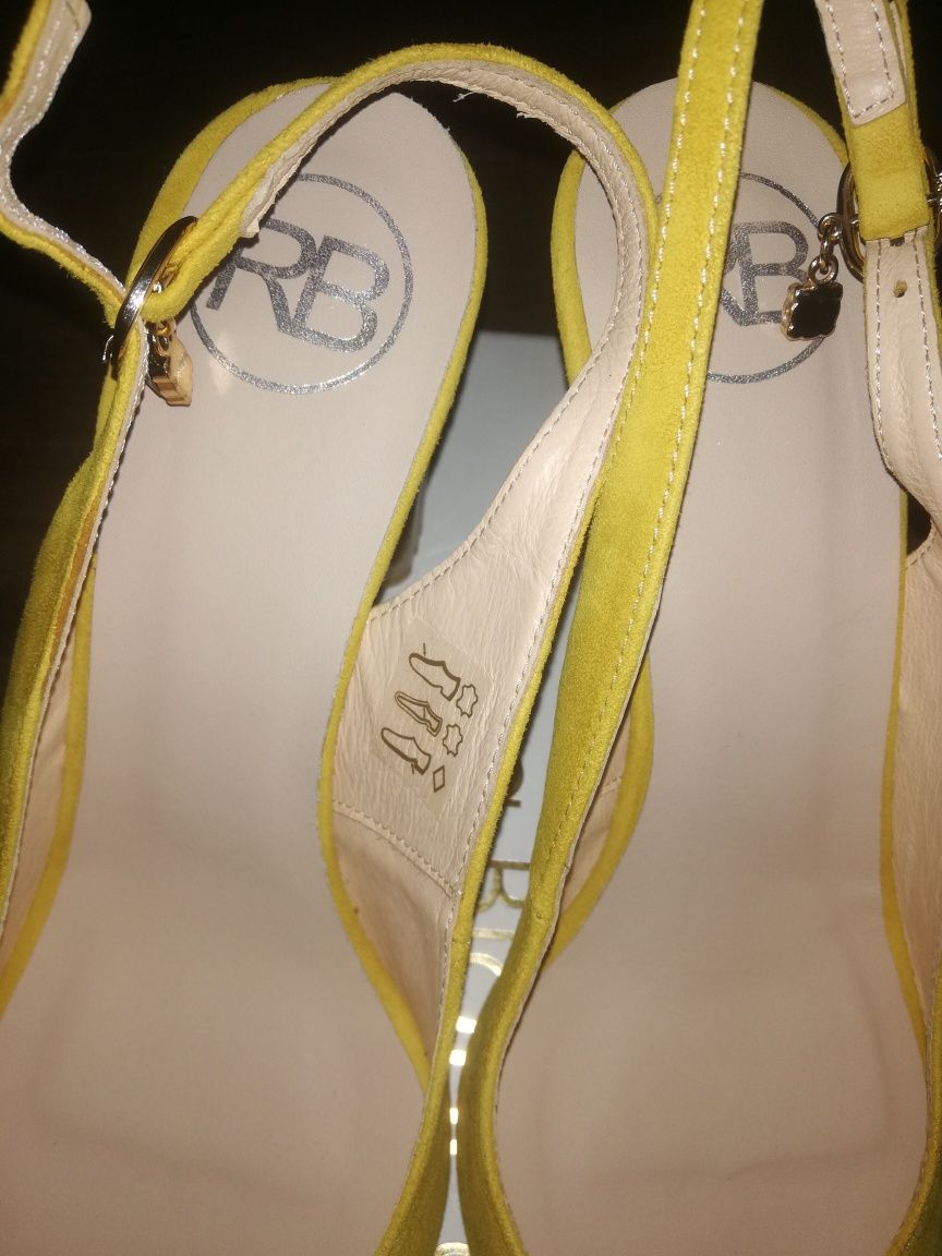 Żółte NOWE sandały/letnie czółenka zamszowe rozmiar 40