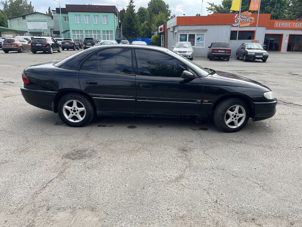 Opel omega 2.5 V6