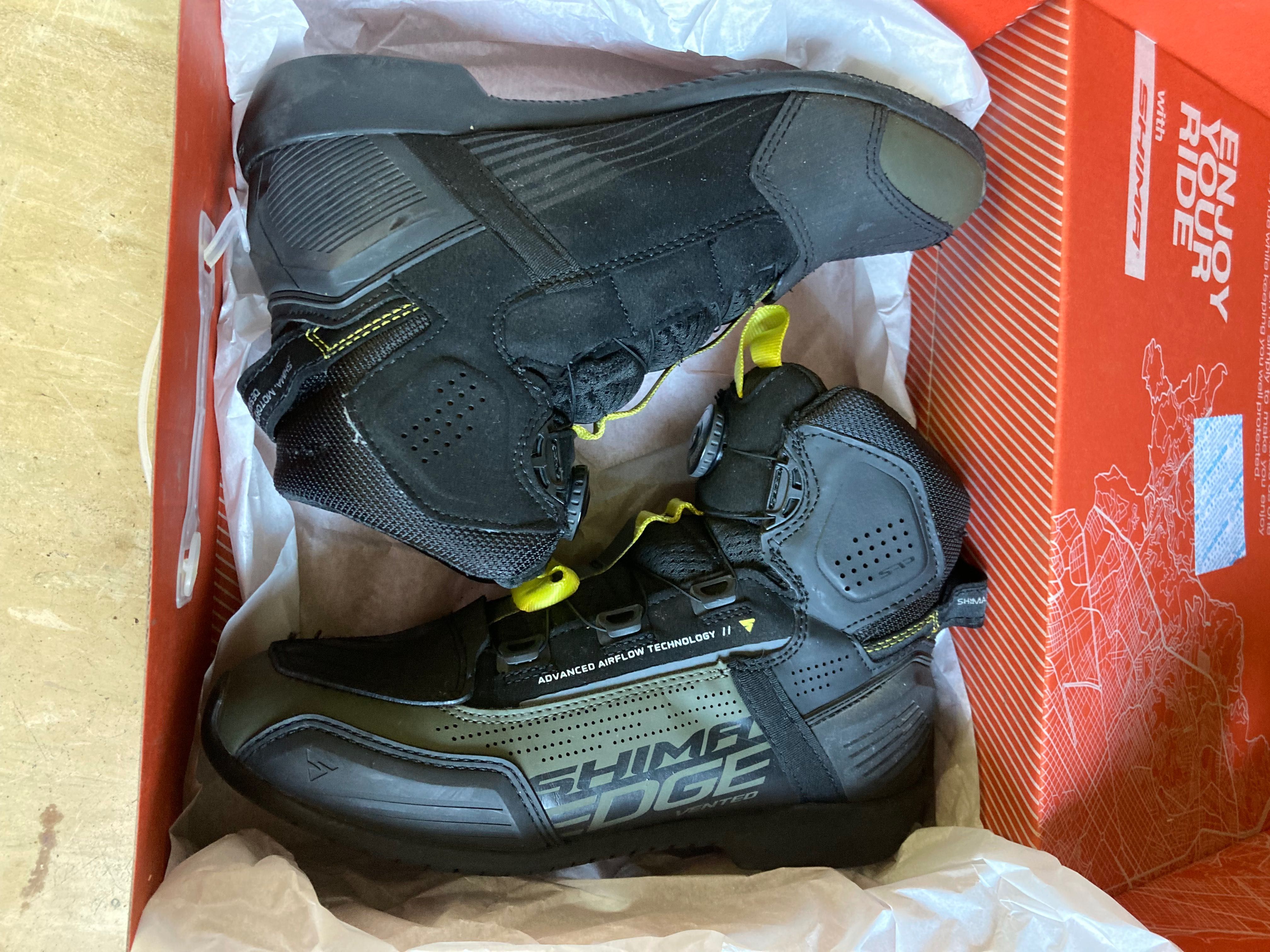 Buty motocyklowe krótkie Shima Edge Vent Men khaki zielony