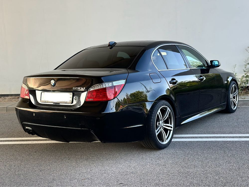 BMW e60 3.0d 218KM 2005r M-Pakiet , xenon, skóry , czujniki PDC
