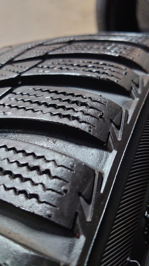 Пара зимних шин резина Bridgestone Blizzak LM001 235/40 r18 235 40 18