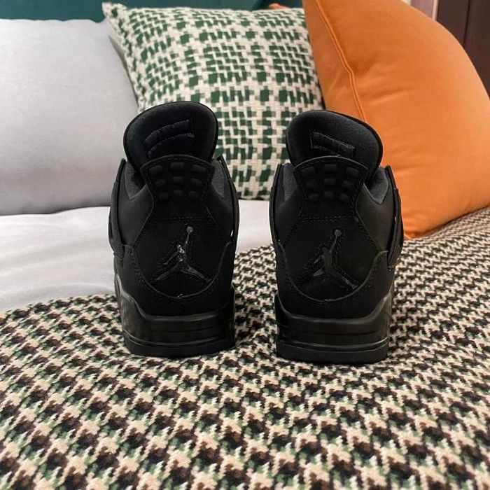 "koszykówki "Jordan_4_Retro_Black_Cat R.42