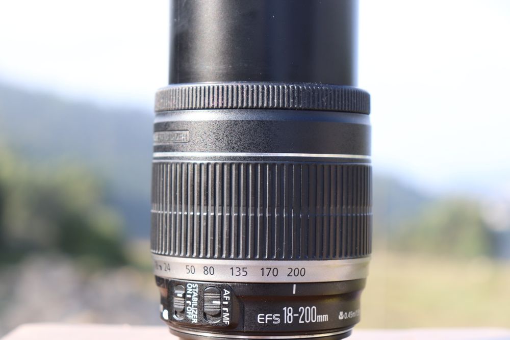 Canon EFS 18-200 mm F/3.5-5.6 IS