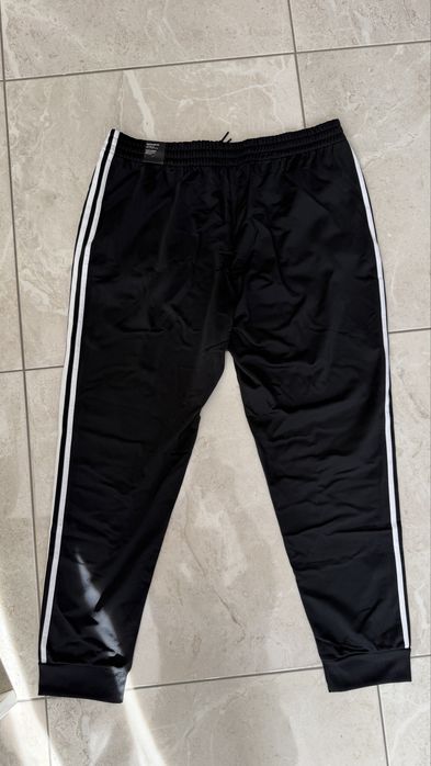 Spodnie dresowe dresy 2xl regular fit nowe z metkami oryginalne 100%