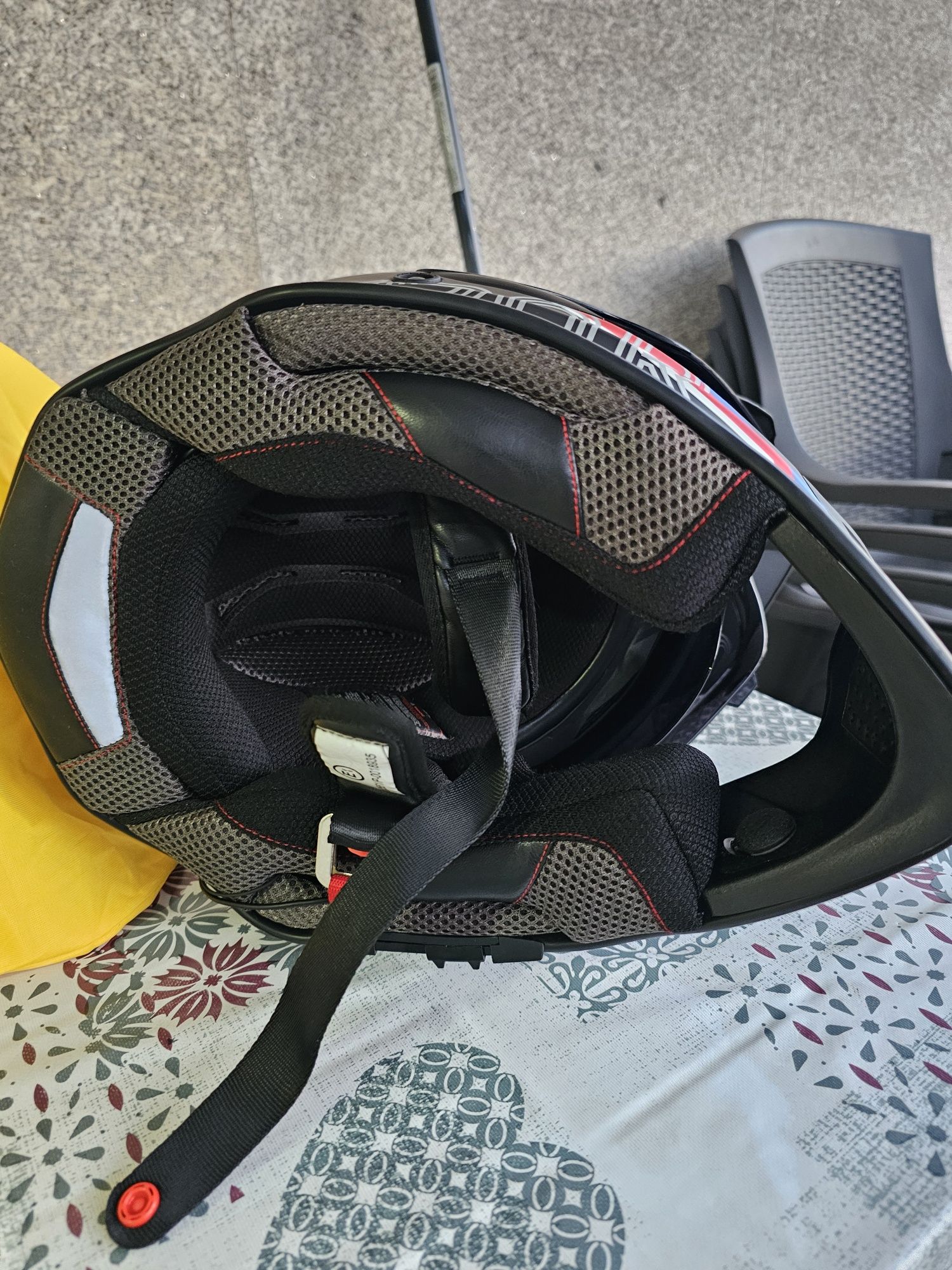 Capacete como novo