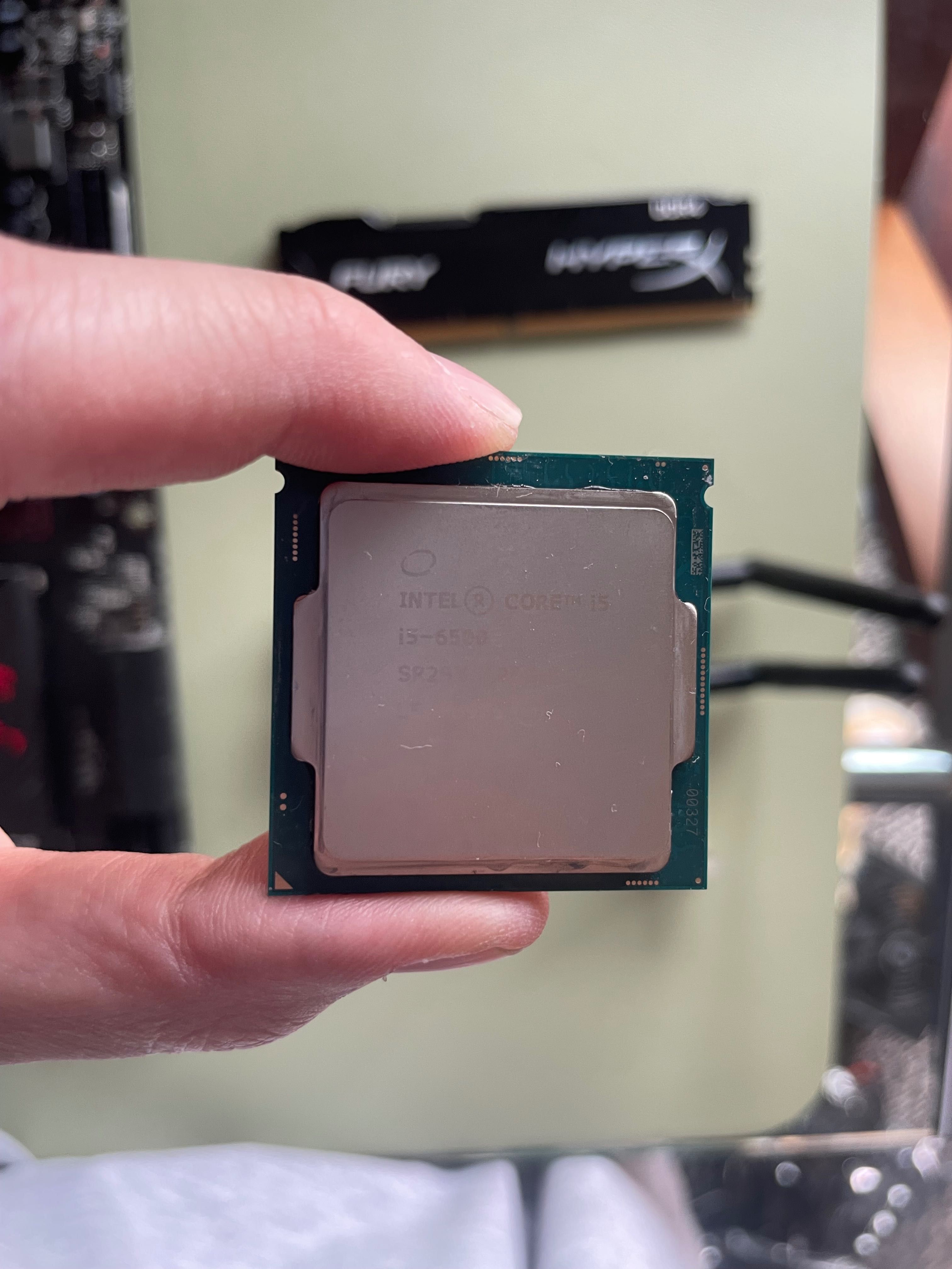 Conjunto componentes PC (lista de peças na descrição)