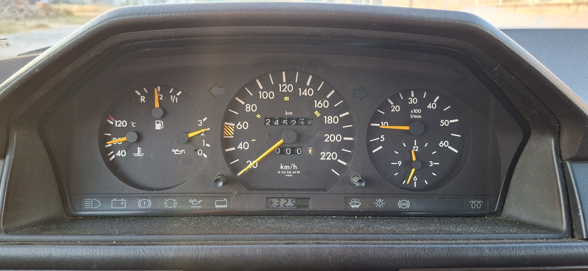 Mercedes-Benz E250 2.5  Turbodiesel