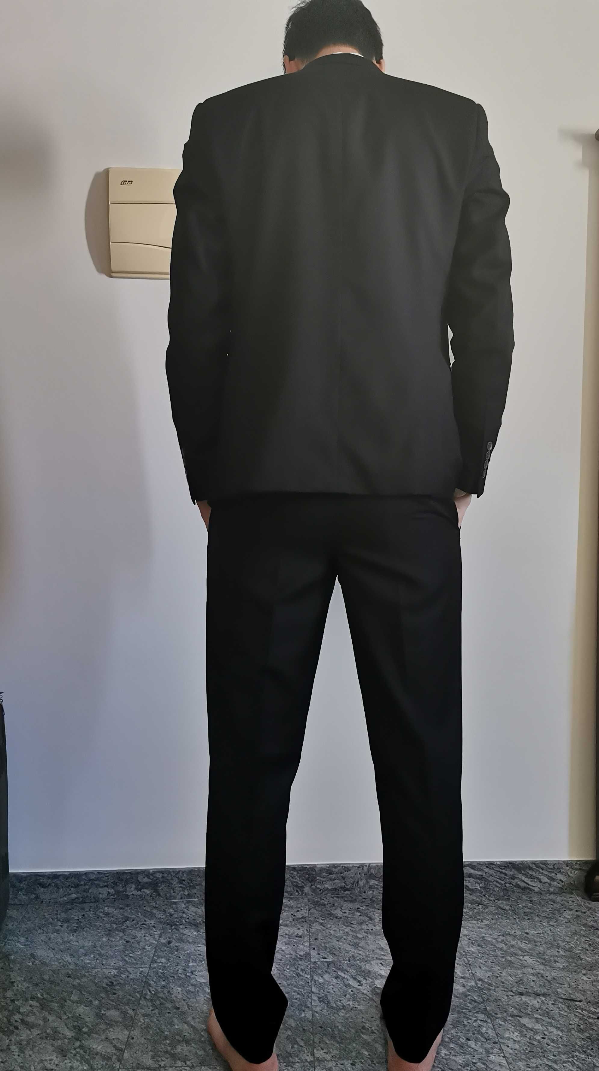 Fato para homem da marca Pierre Cardin - Preto - Tamanho 50