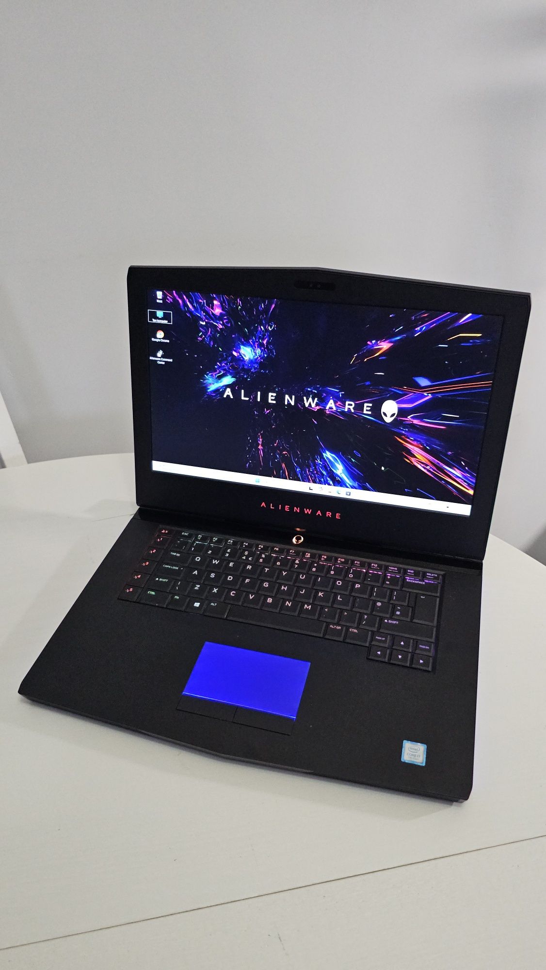 Dell Alienware 15 R3 i7 - GTX 1060 - Windows 11 - gwarancja
