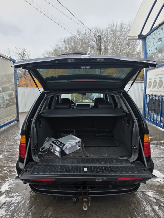 Продам БМВ Х5 М57