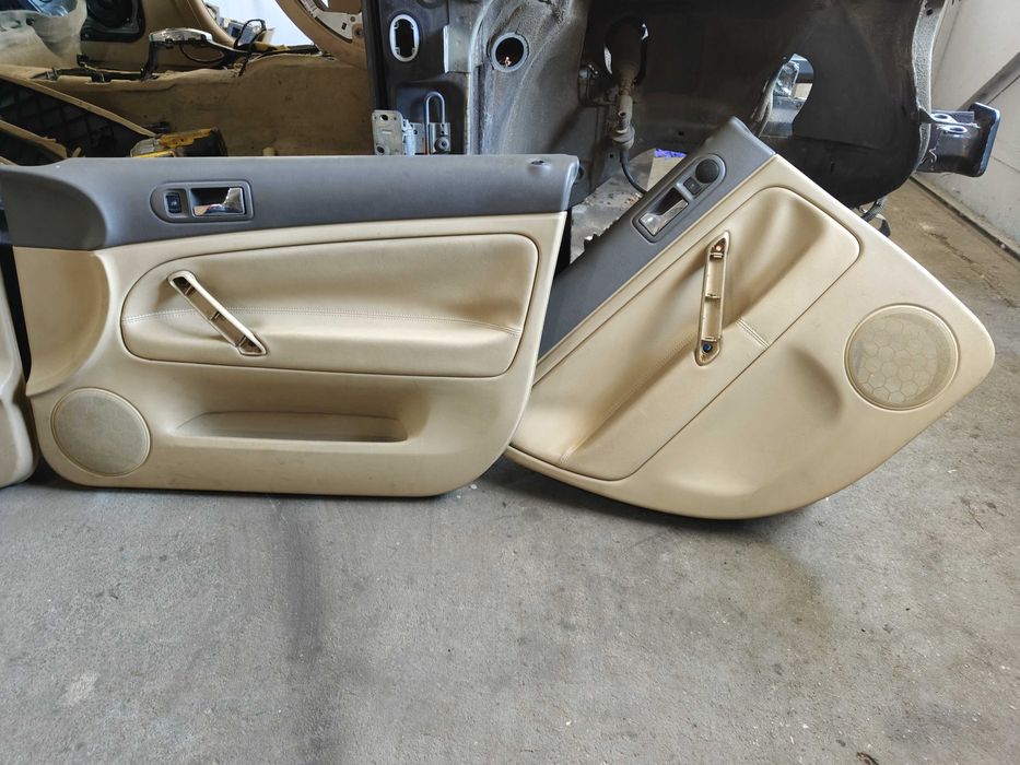 Boczki skórzane Passat B5 FL