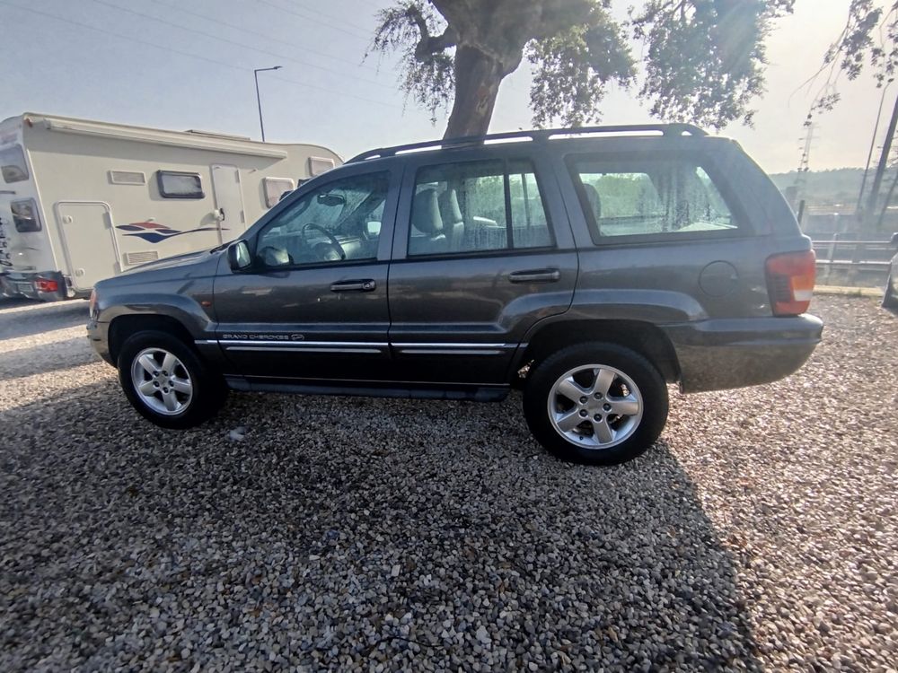 Jeep Grand Cherokee 2.7 CRD Automático  163cv  Overland 2004 Nacional
