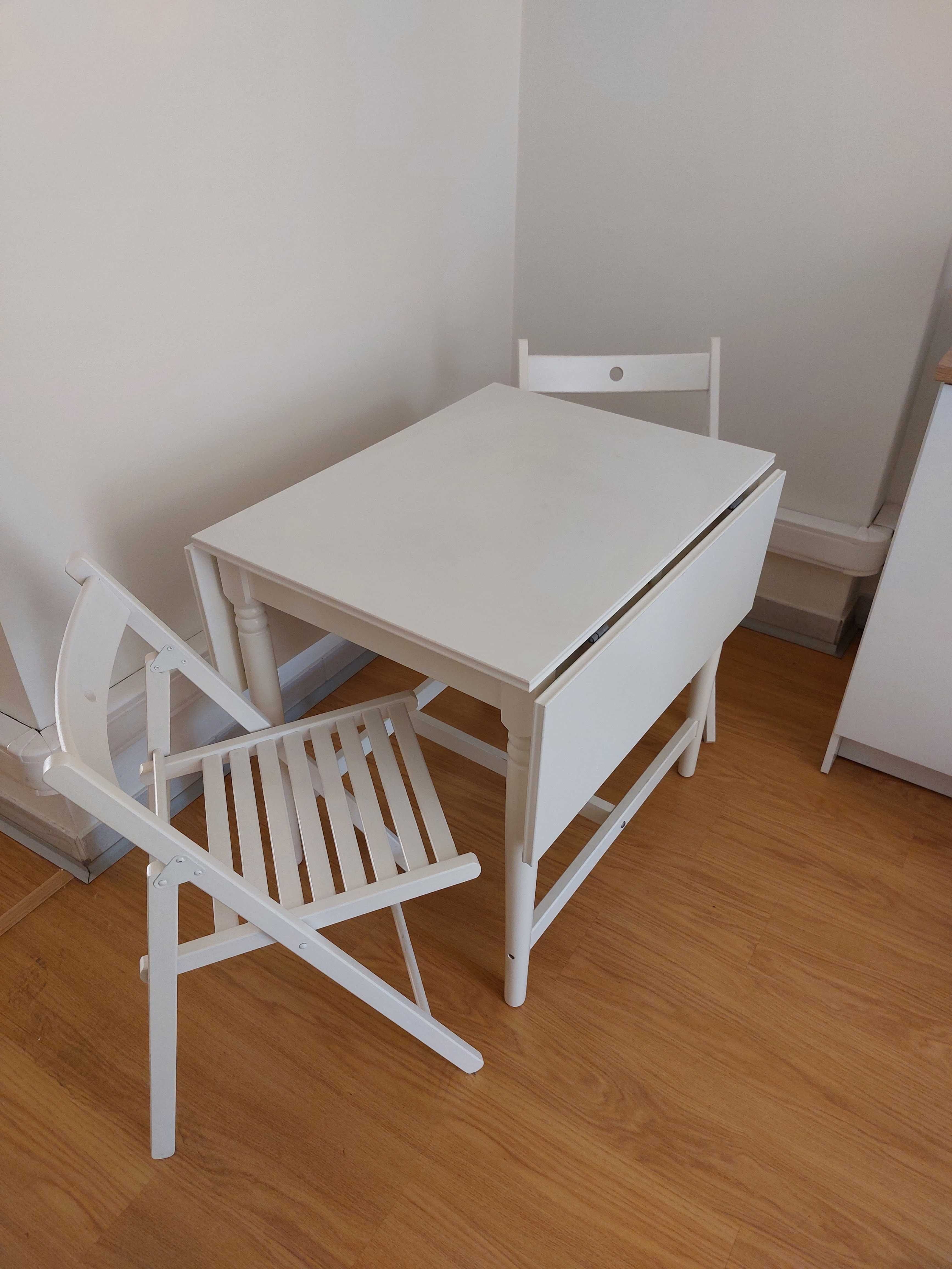 Mesa c/abas rebatíveis IKEA+4 Cadeiras