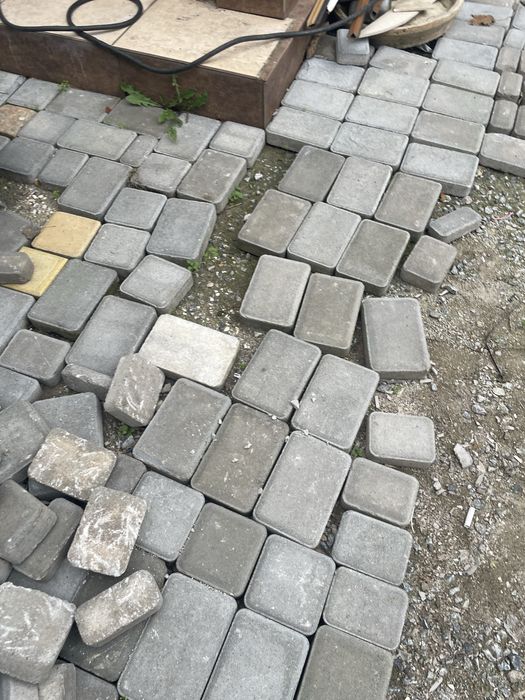 Поитка тротуарная серая 10м2