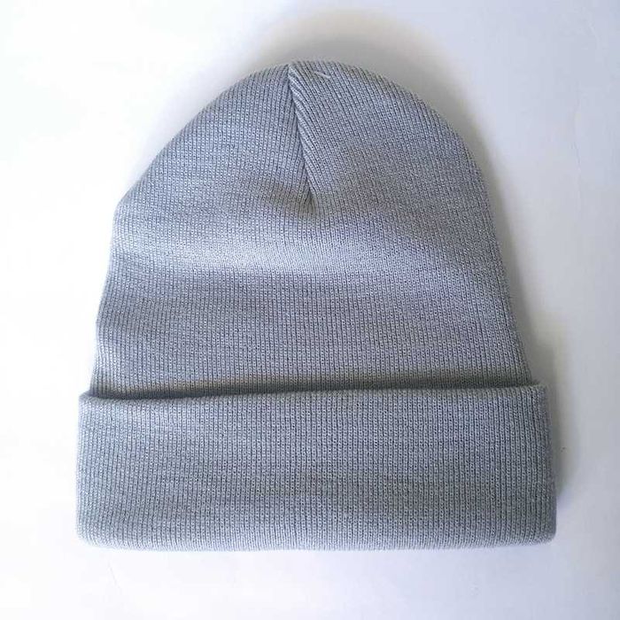 NOWA Szara czapka beanie z napisem Beechfield siwa Unisex