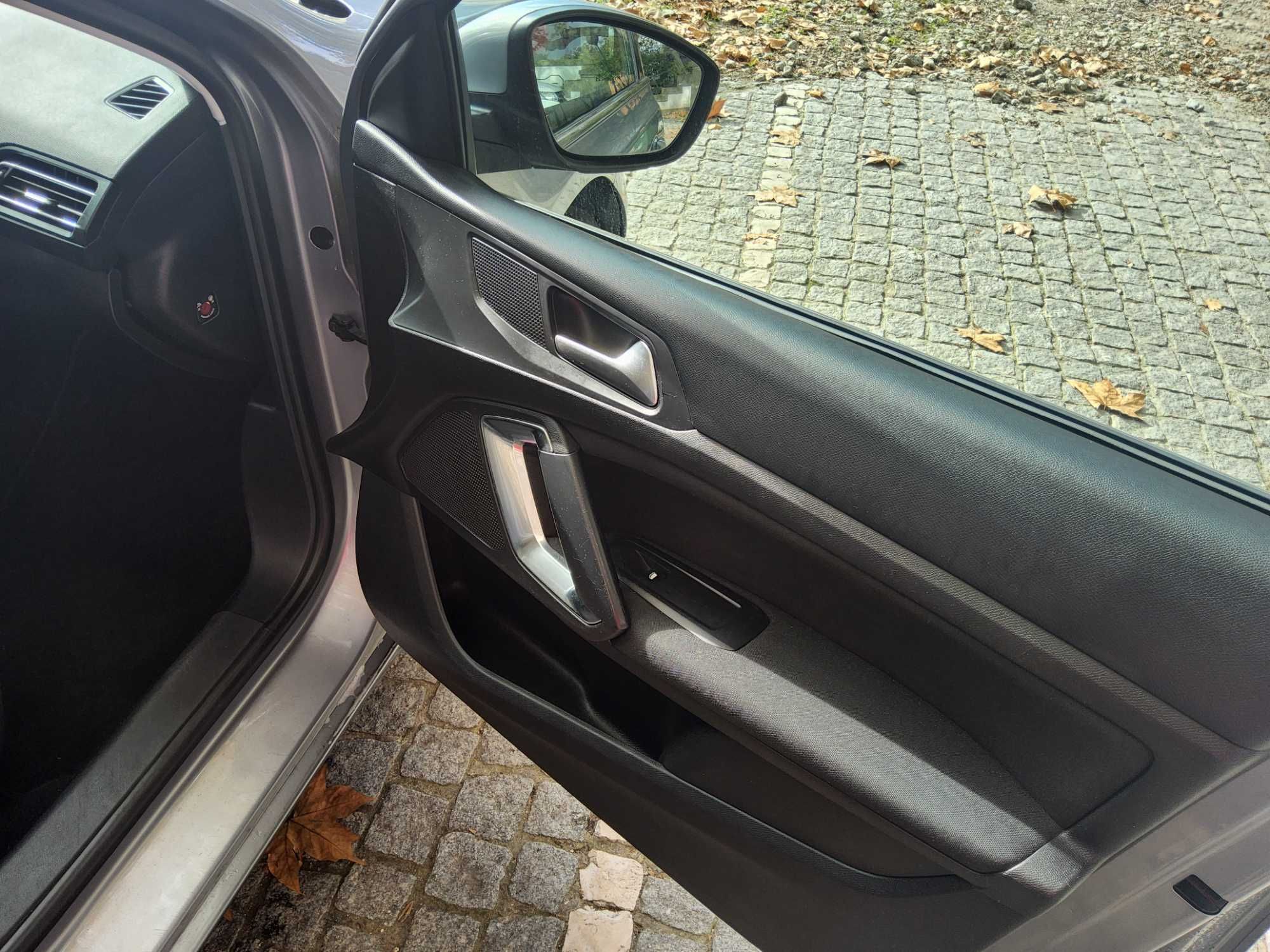 Peugeot 308 SW 1.6 HDI (Nacional)