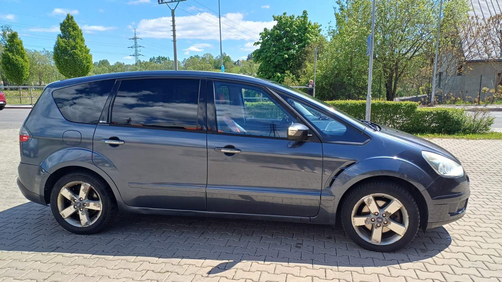 Ford s max 2009 року