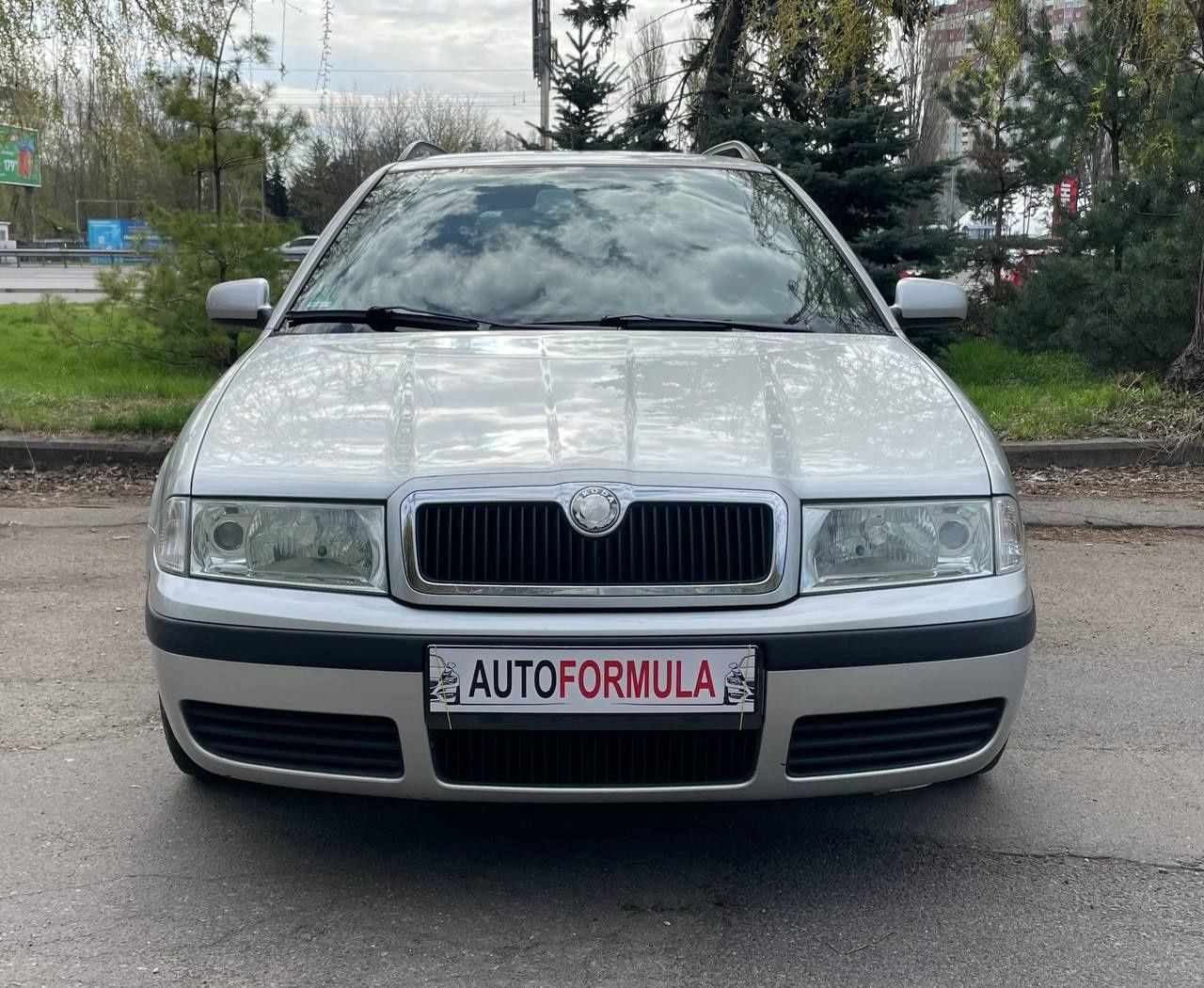 Skoda Octavia Combi Tour 1.6 MPI (ГБО) 2006 рік з Німеччини