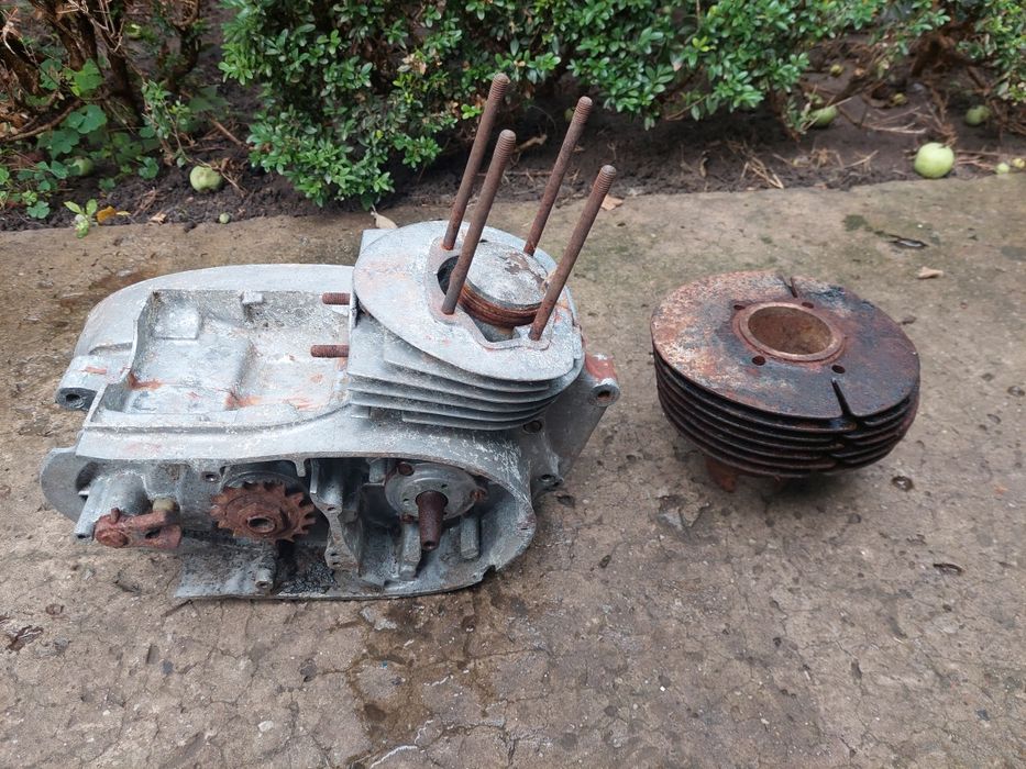 Двигун Чезет-175