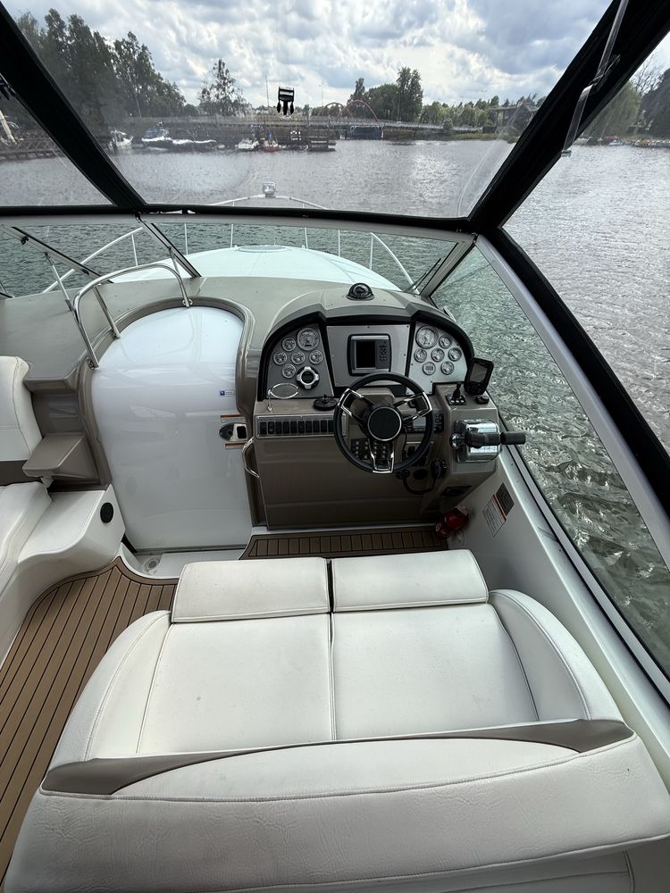 Łódź motorowa yacht Cruisers Yachts 300 CXi, Doral, Sea Ray, Monterey
