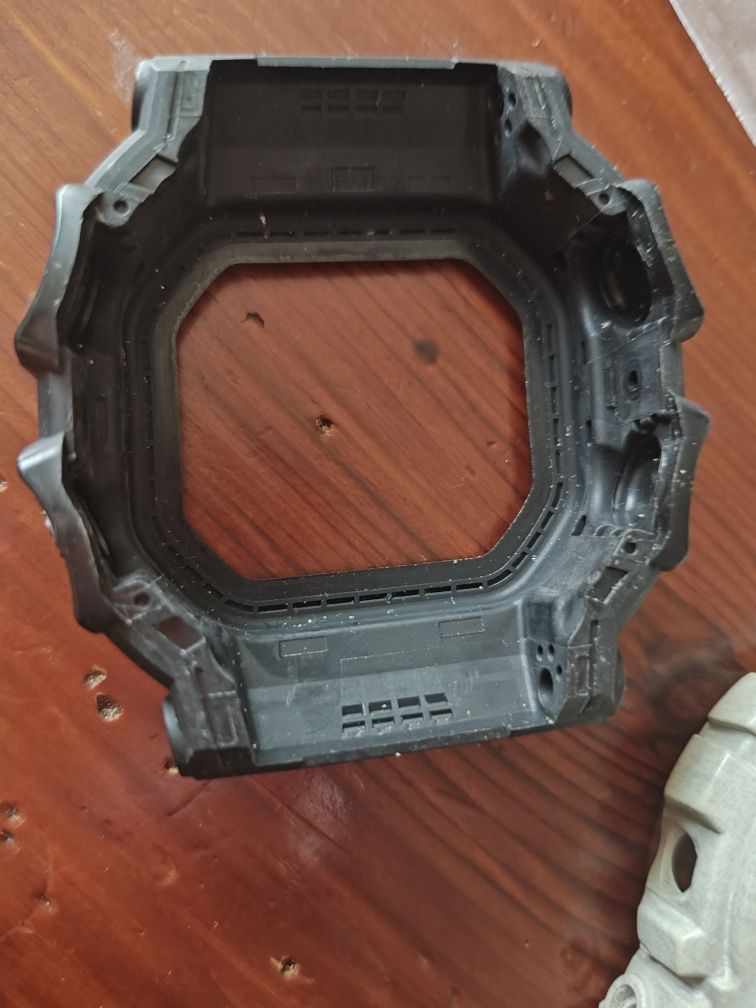 Oryginalny bezel do casio gx56 .